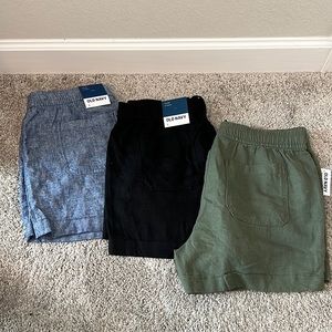 Three pairs of Old Navy linen shorts. New with tags!